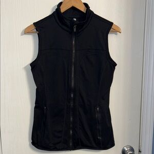 Fabletics Midnight Black Sleeveless Vest